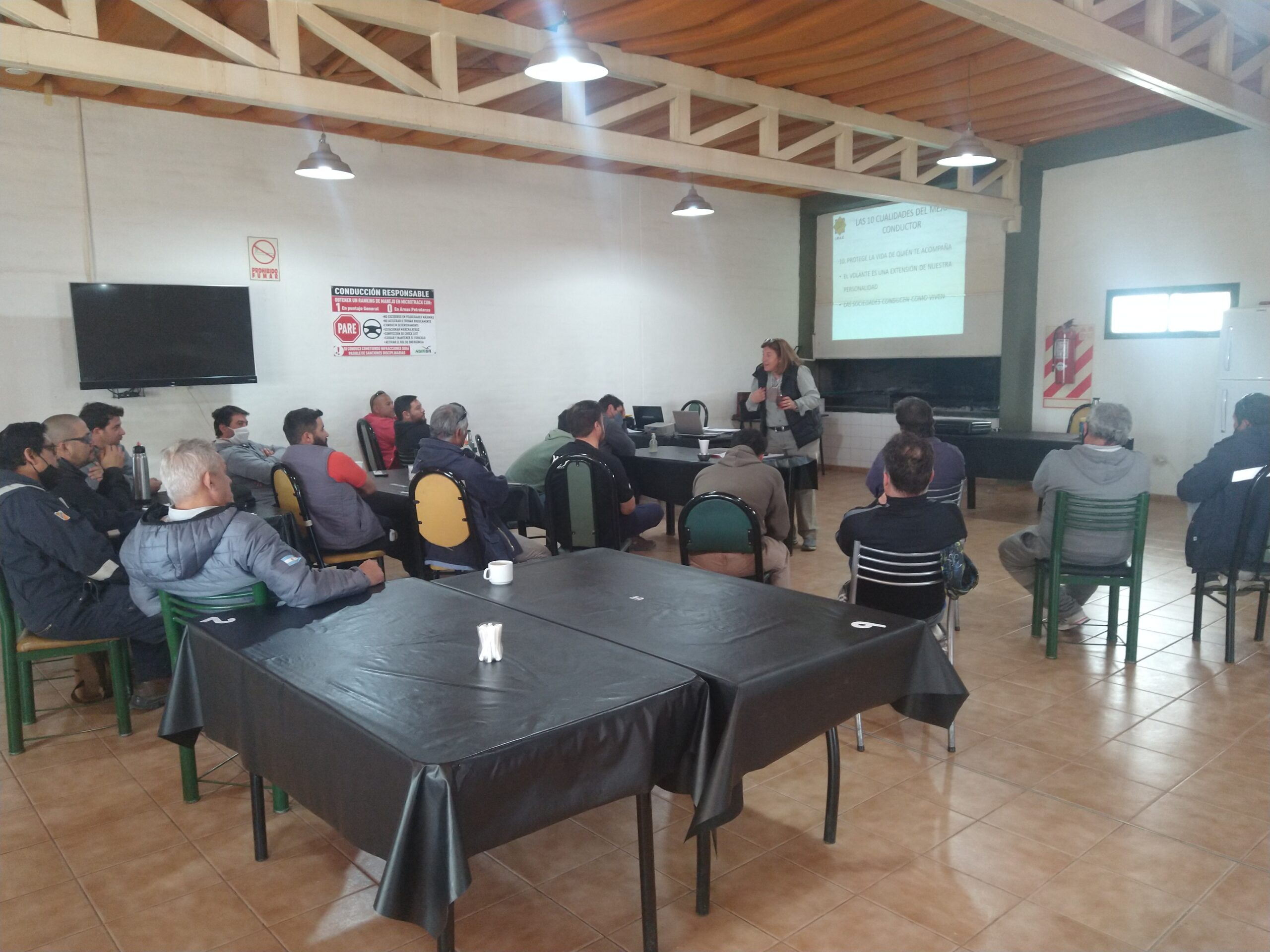 CURSO-MANEJO-DEFENSIVO-1-scaled.jpg